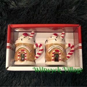 Holiday Home Set of 2 COZY CAFE Salt + Pepper Shakers